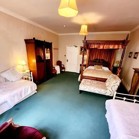 The Gothic Mansion * Bristol